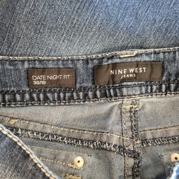Nine West Women Date Night Jeans 30/10 Med. Wash Capri Bling Pockets Contrasting - Picture 12 of 15